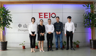 陳總、周總，前來圣元電器交流學(xué)習(xí)