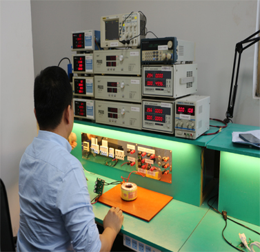 圣元電器工程檢測(cè)研發(fā)室